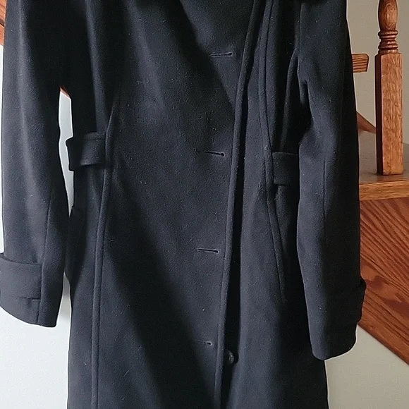 Wool coat - Picture 2 of 7